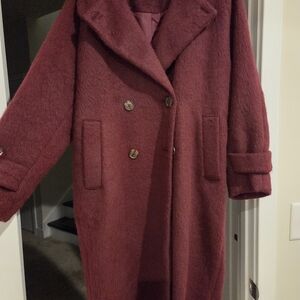 Elegant Double-Breasted Wool Coat